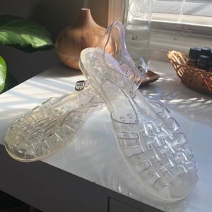 women’s clear jelly shoes!
